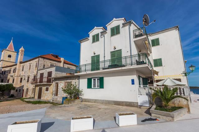Apartment Masa Pirovac Eksteriør bilde