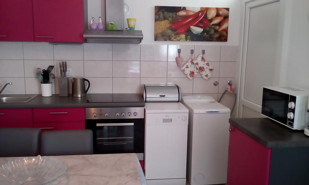 Apartment Masa Pirovac Eksteriør bilde