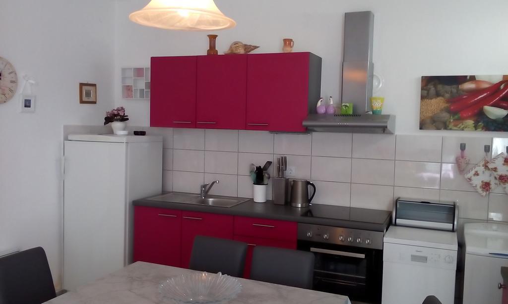 Apartment Masa Pirovac Eksteriør bilde
