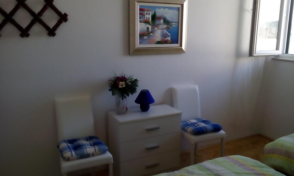 Apartment Masa Pirovac Eksteriør bilde